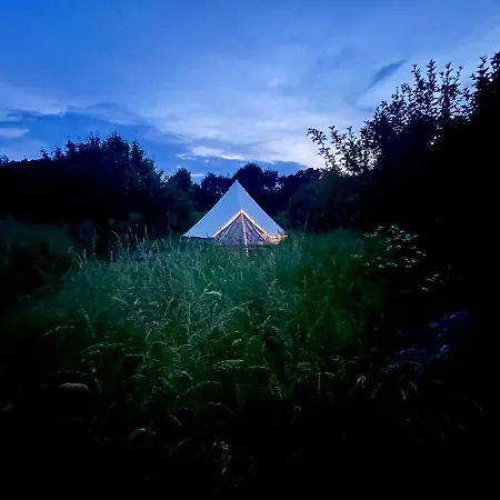 Glamping Vranov Na Samote U Vcelina *