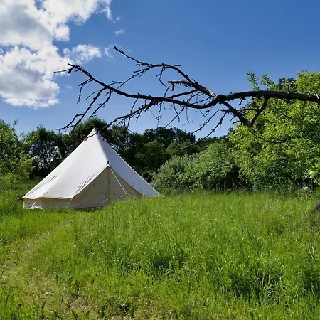 Glamping Vranov Na Samote U Vcelina * Lancov